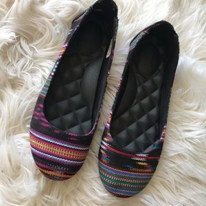 Reef Multicolor Flats size 7